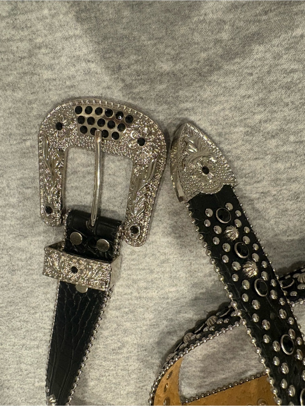 Black Studded Leather Western-Style Belt with Rhinestone Buckle - Picture 2 of 9